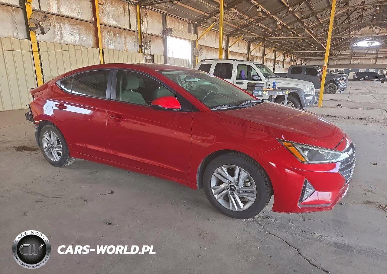 2019 Hyundai Elantra Value Edition VIN:KMHD84LF9KU846054 - 4