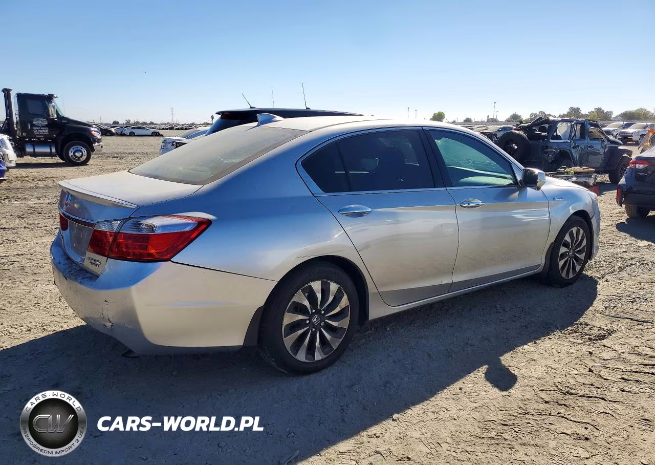2014 Honda Accord Touring Hybrid VIN:1HGCR6F71EA010579 - 3