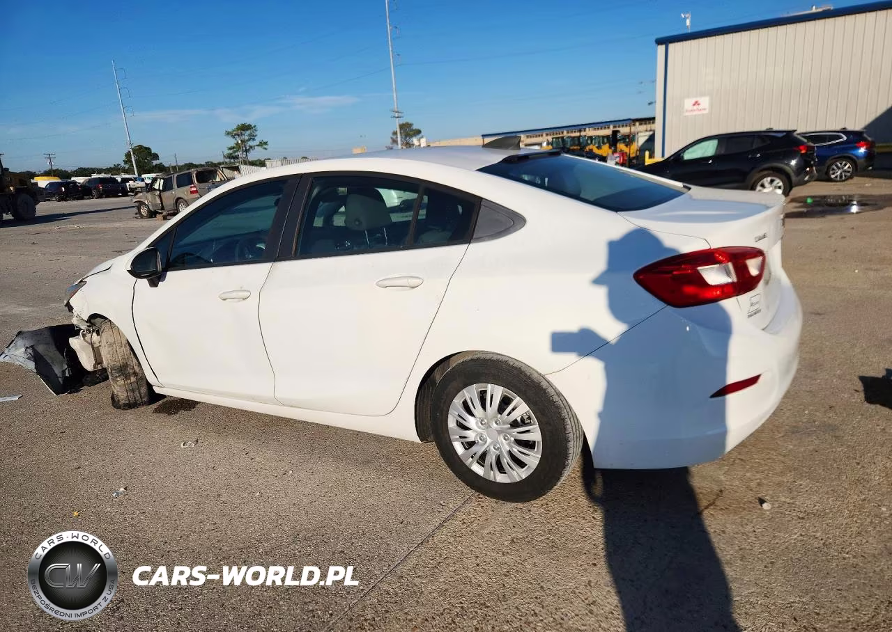 2017 Chevrolet Cruze Ls VIN:1G1BC5SM7H7111136 - 2