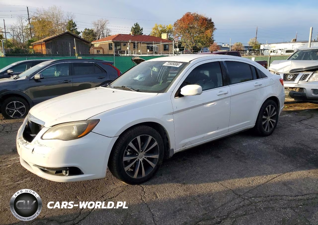2013 Chrysler 200 Limited VIN:1C3CCBCG4DN628035 - 1