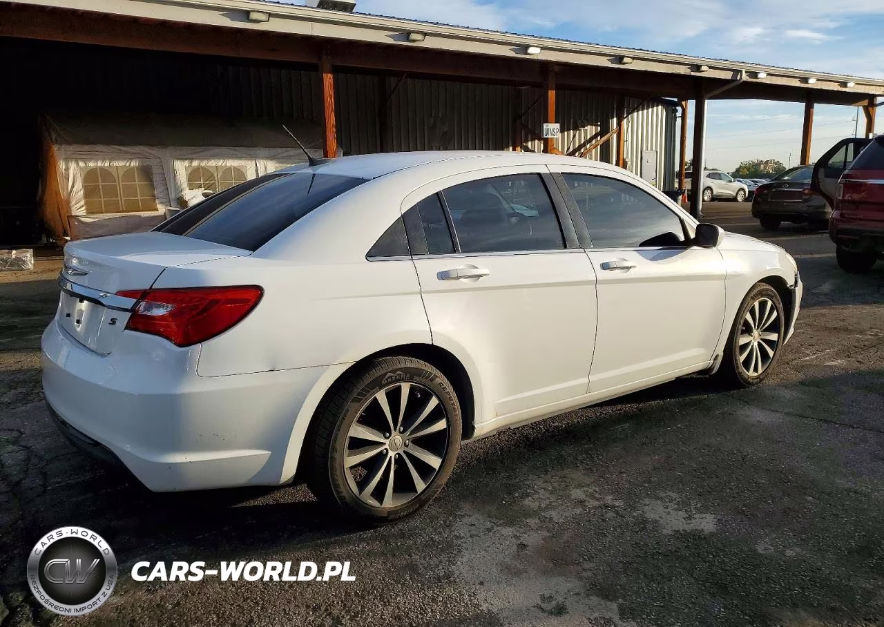 2013 Chrysler 200 Limited VIN:1C3CCBCG4DN628035 - 3
