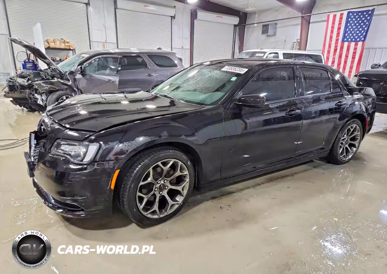 2018 Chrysler 300 Touring