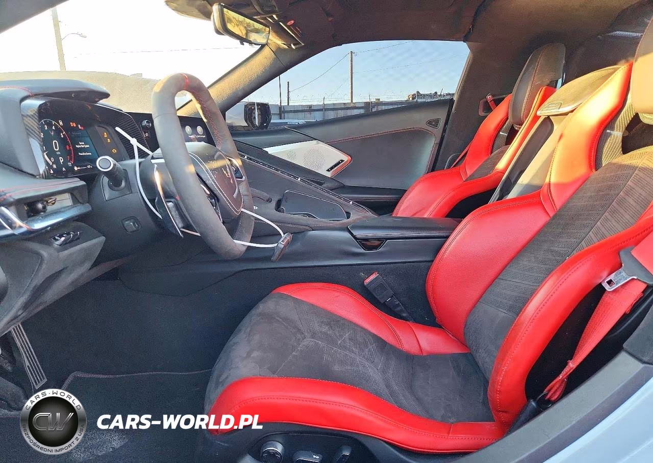2020 Chevrolet Corvette Stingray 3Lt VIN:1G1Y82D46L5117523 - 7