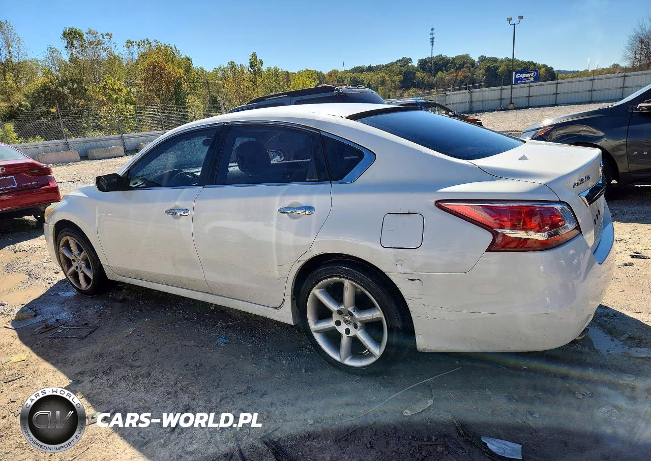 2013 Nissan Altima 2.5 VIN:1N4AL3AP1DC241326 - 2