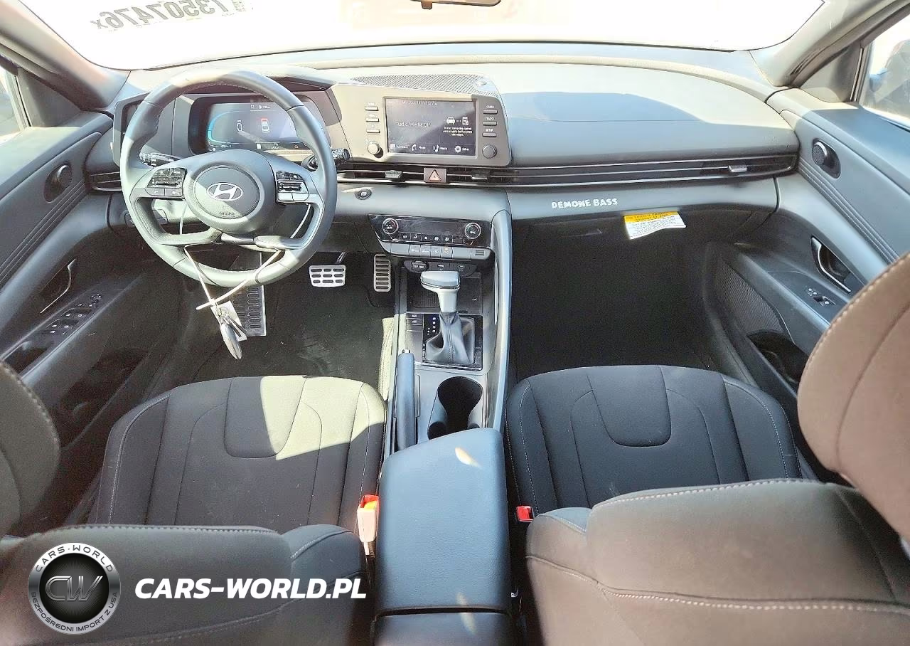 2025 Hyundai Elantra Sel Sport VIN:KMHLM4DG4SU978721 - 8