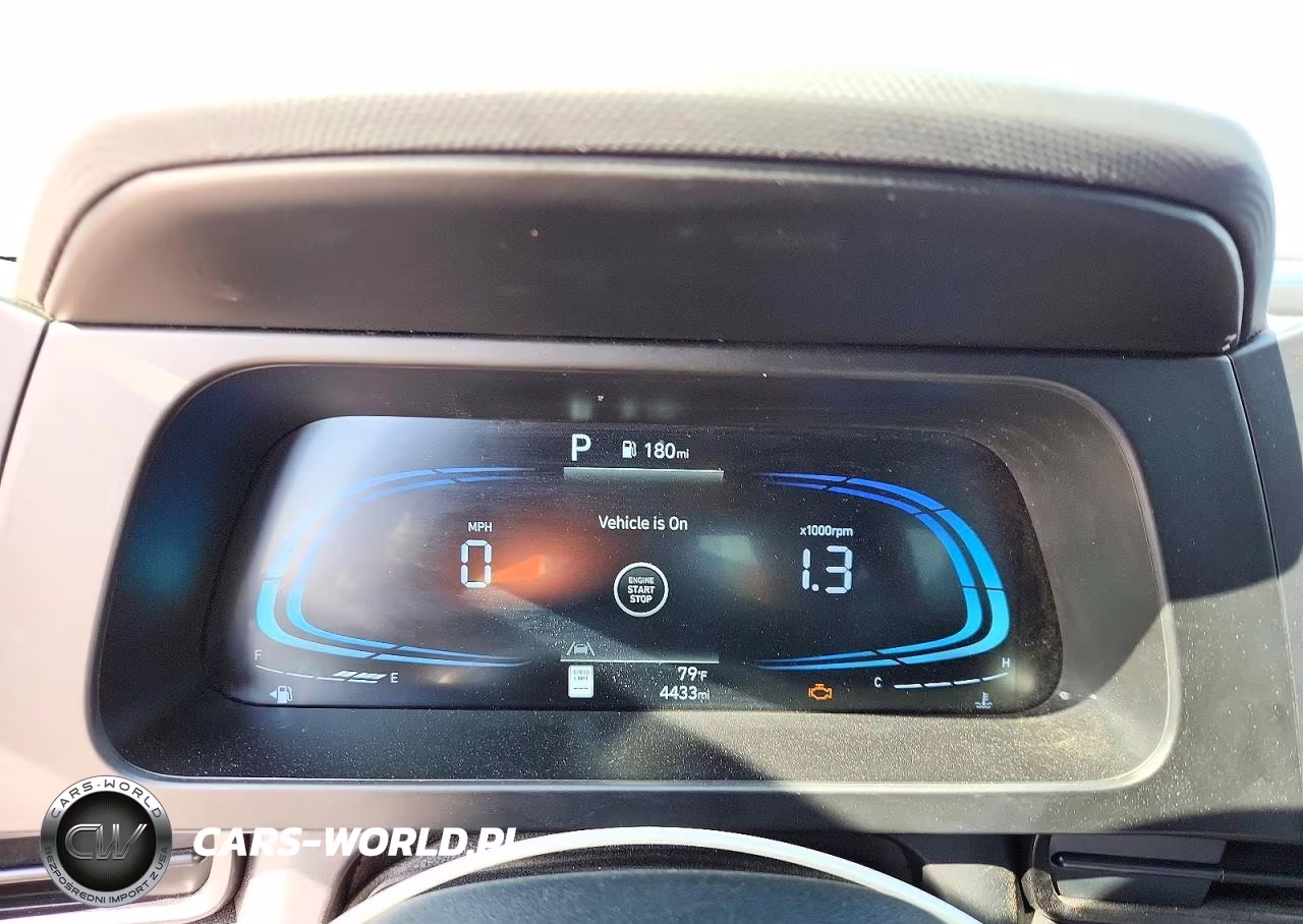 2025 Hyundai Elantra Sel Sport VIN:KMHLM4DG4SU978721 - 9