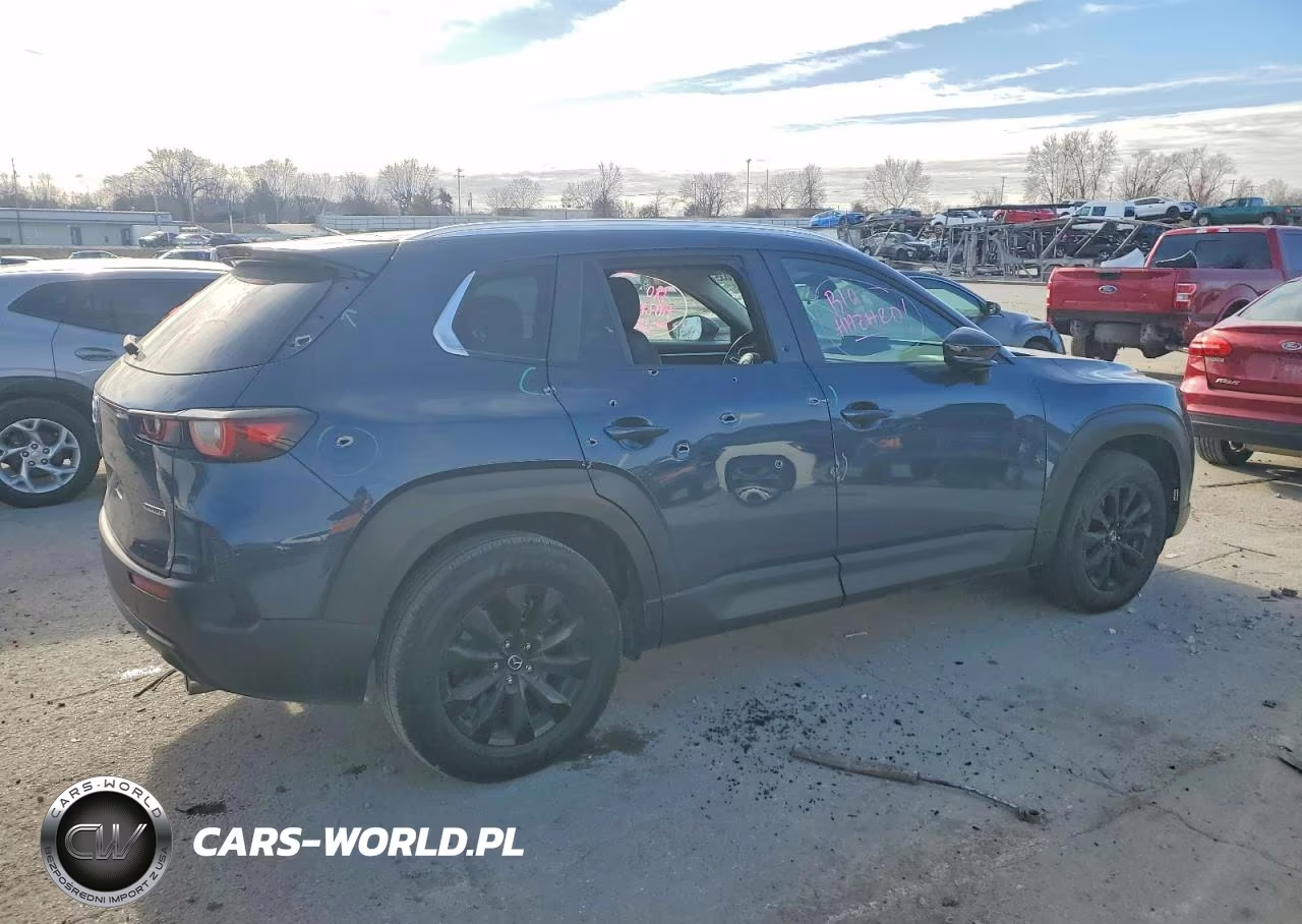 2023 Mazda Cx-50 Preferred Plus VIN:7MMVABCMXPN137070 - 3