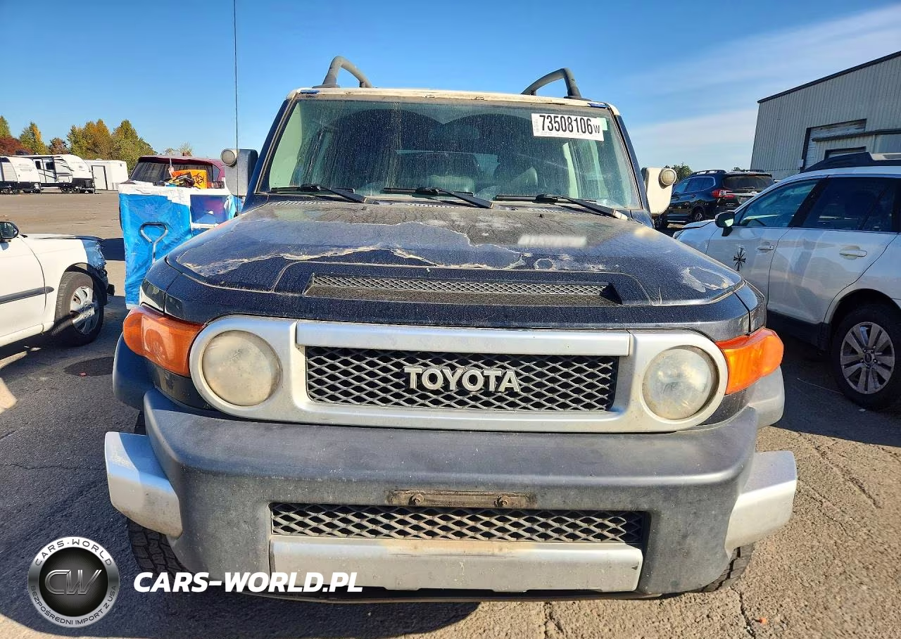 2007 Toyota Fj Cruiser Base VIN:JTEBU11F570022362 - 5