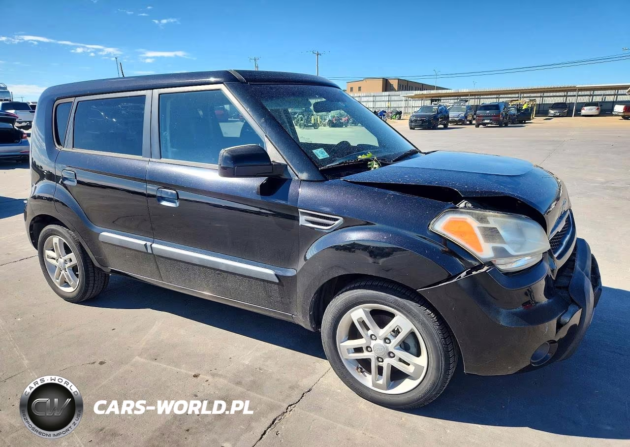2010 Kia Soul + VIN:KNDJT2A20A7179933 - 4