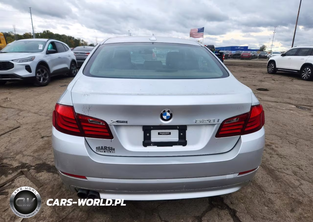 2013 BMW 528 Xi VIN:WBAXH5C5XDD109797 - 6