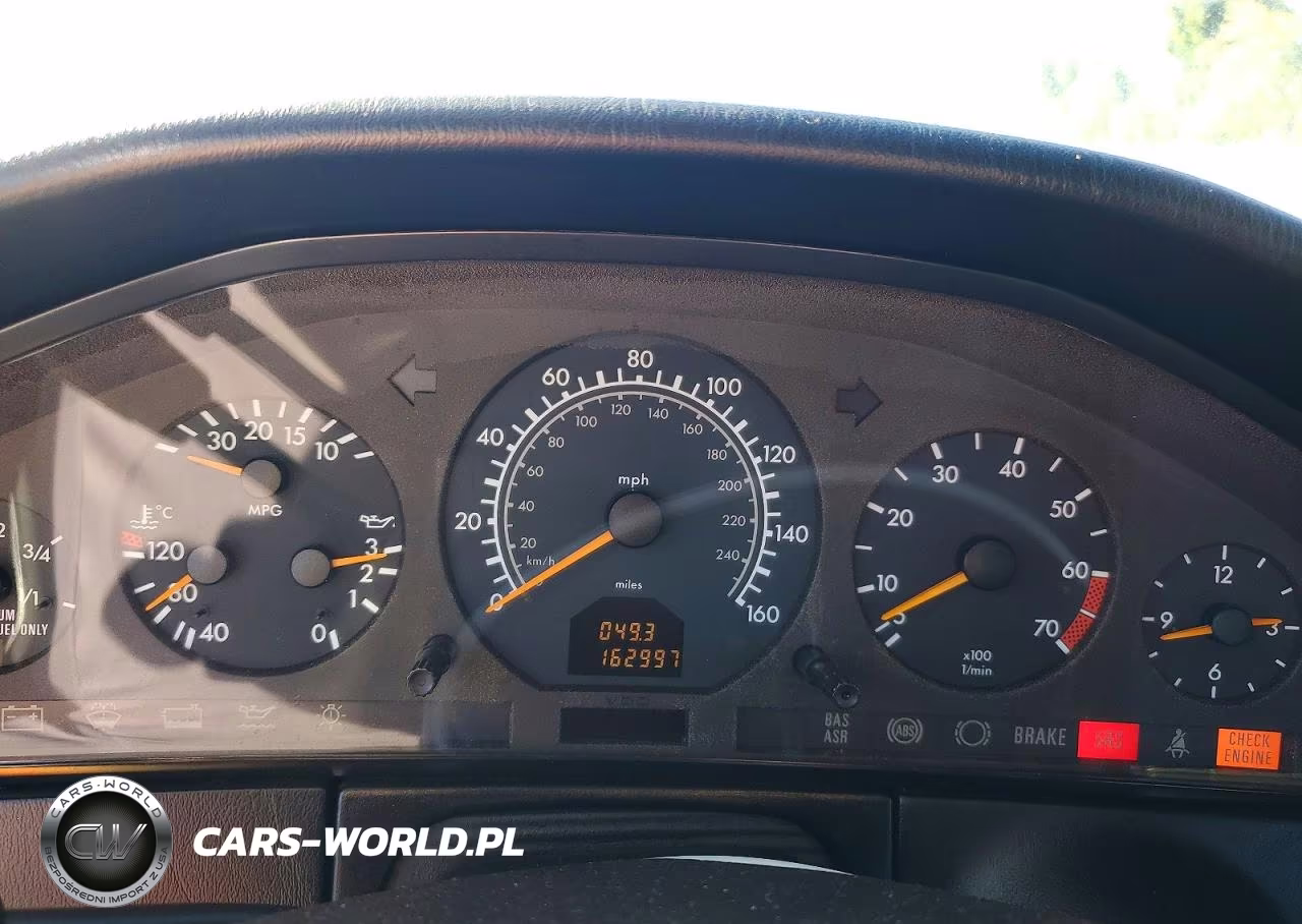 1998 Mercedes-Benz S 500 VIN:WDBGA51G5WA379261 - 9