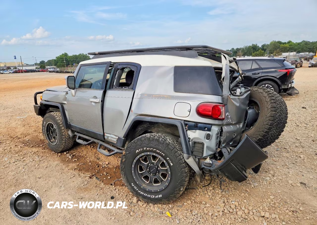 2010 Toyota Fj Cruiser Base VIN:JTEBU4BF0AK074638 - 2