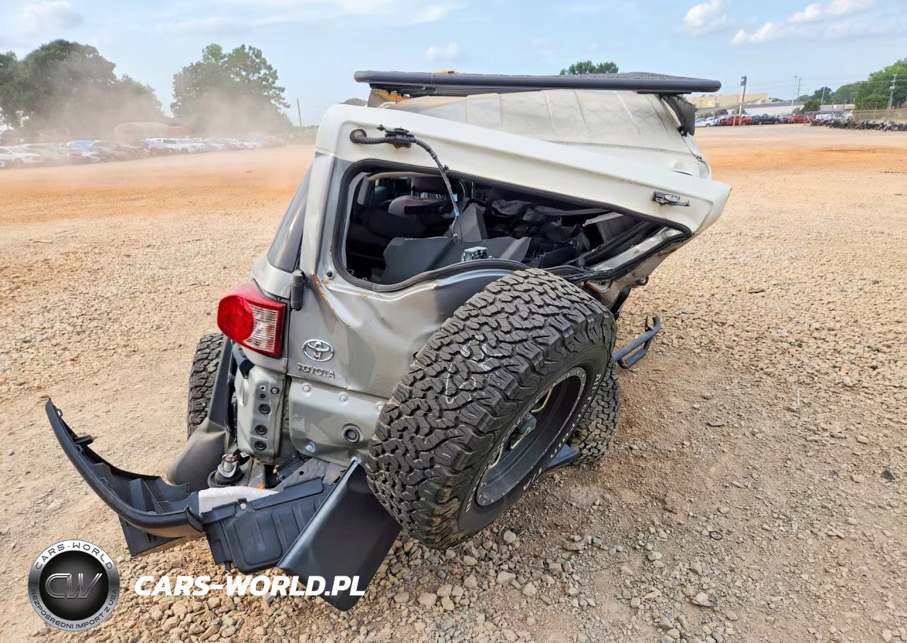 2010 Toyota Fj Cruiser Base VIN:JTEBU4BF0AK074638 - 6