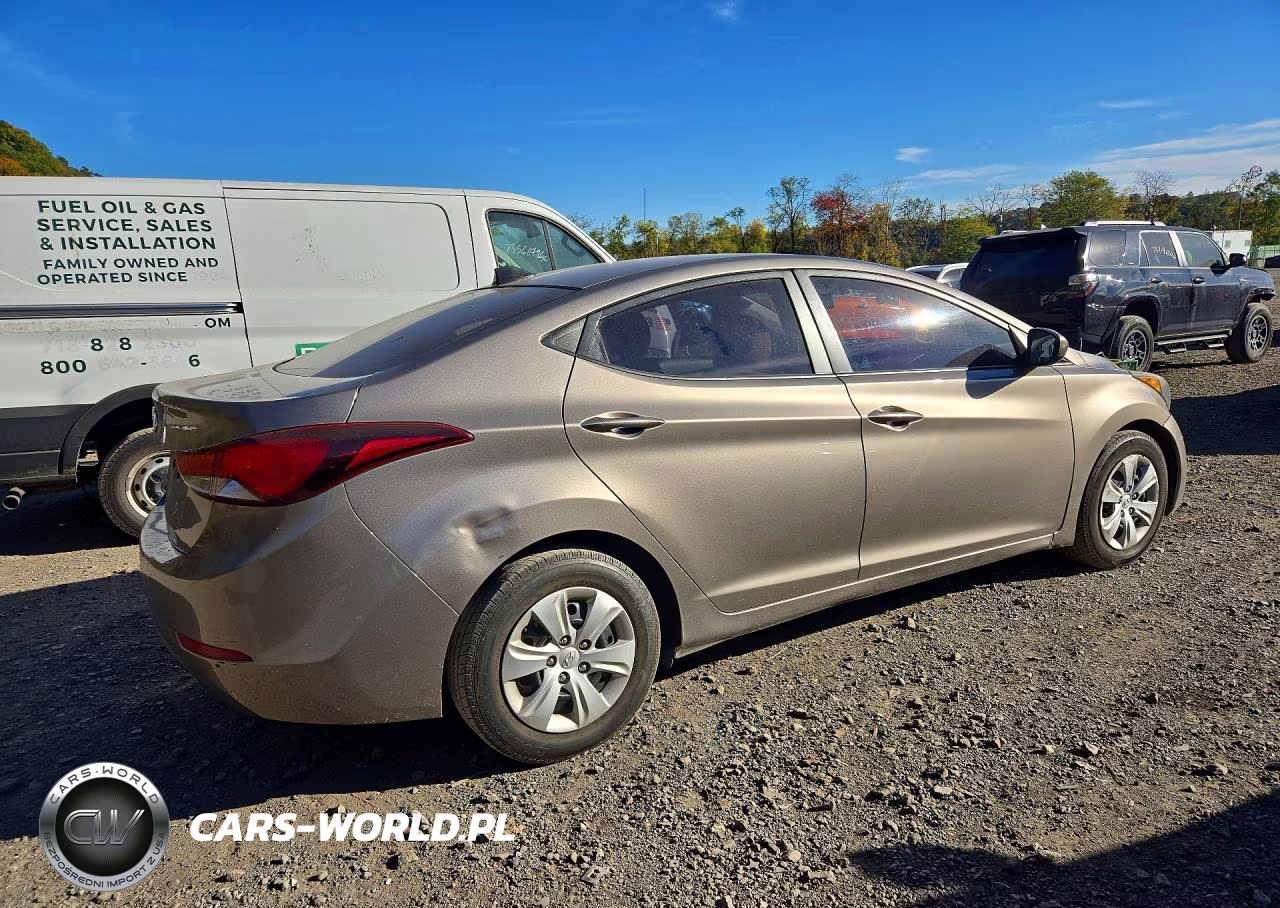 2016 Hyundai Elantra Se VIN:5NPDH4AE4GH679408 - 3