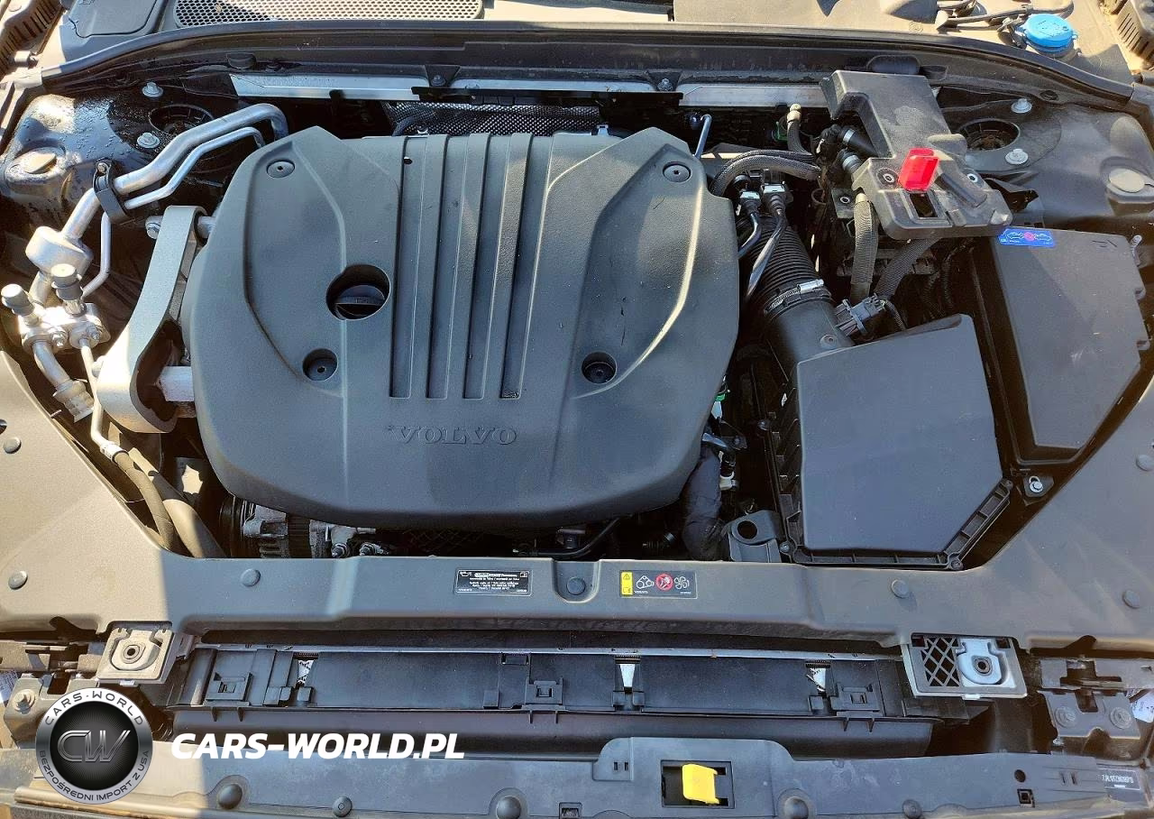 2022 Volvo S60 B5 Momentum VIN:7JRL12TZ3NG189713 - 11