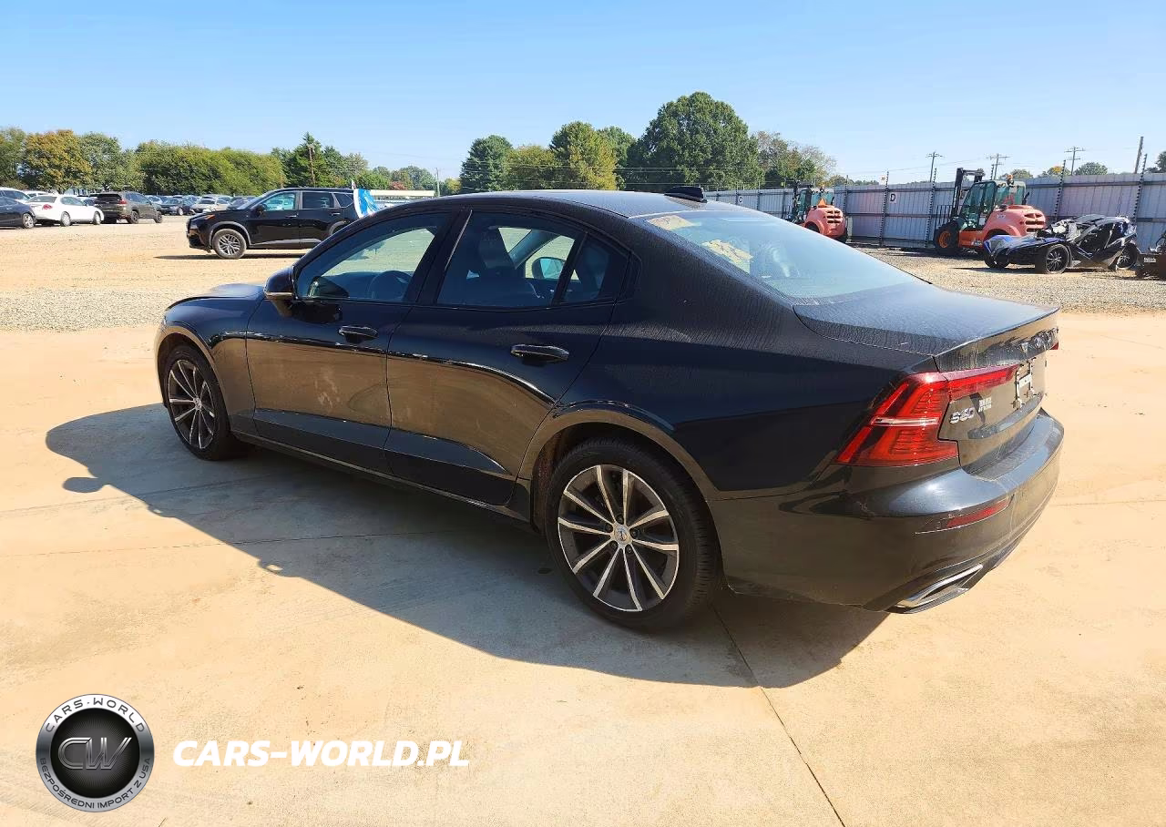 2022 Volvo S60 B5 Momentum VIN:7JRL12TZ3NG189713 - 2