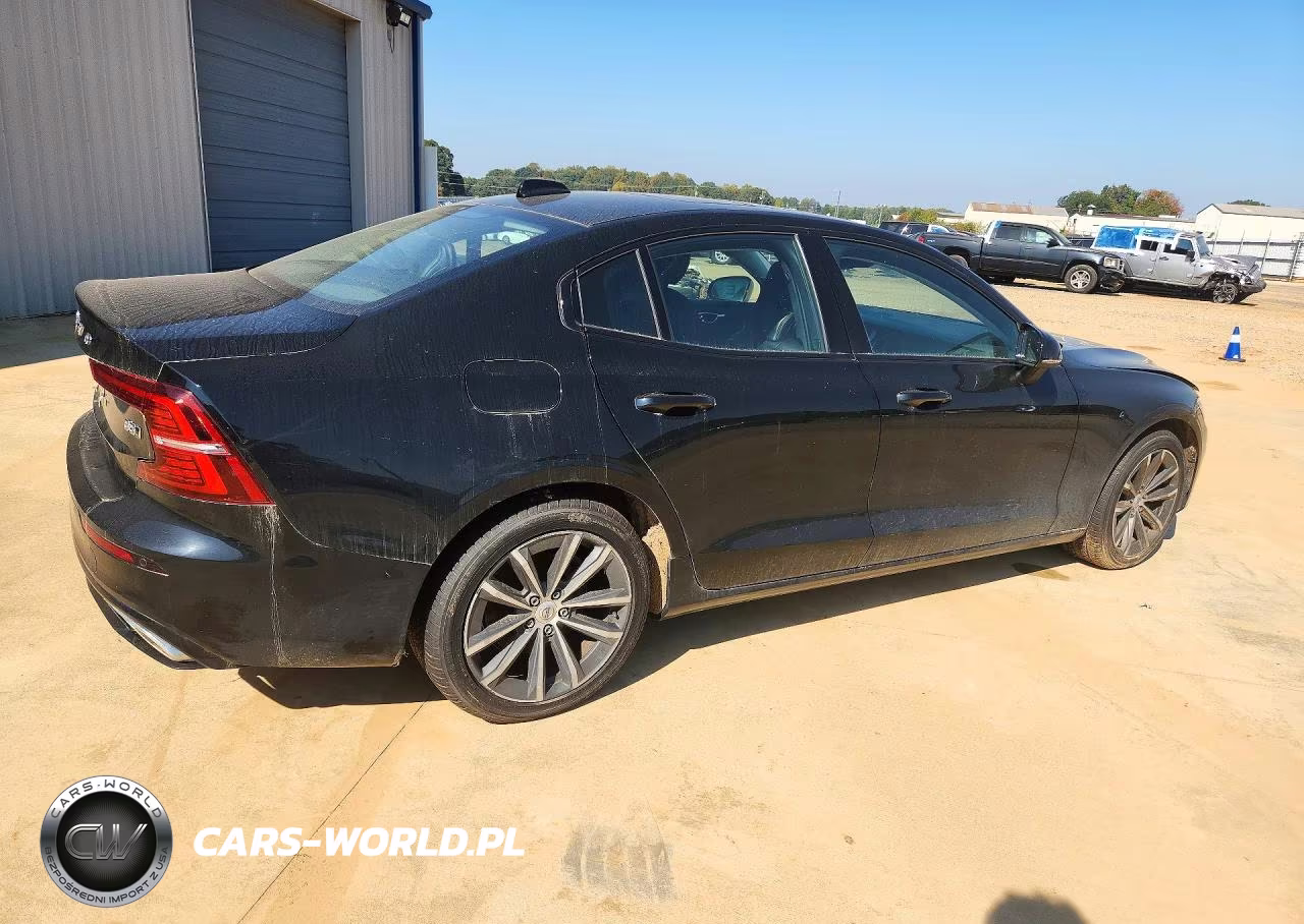 2022 Volvo S60 B5 Momentum VIN:7JRL12TZ3NG189713 - 3