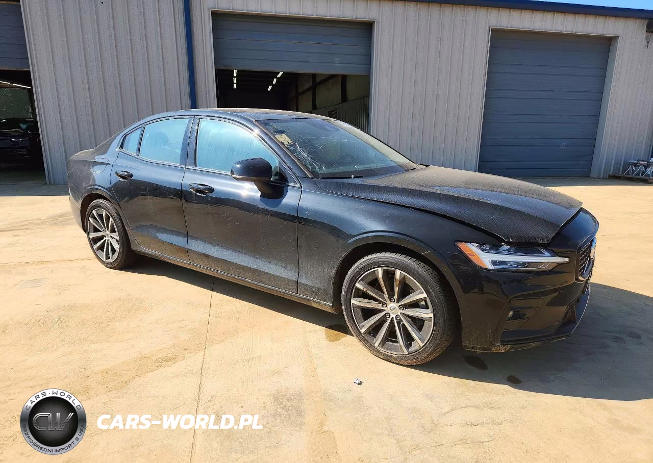 2022 Volvo S60 B5 Momentum VIN:7JRL12TZ3NG189713 - 4