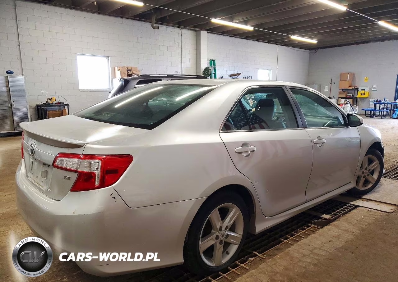 2012 Toyota Camry Se VIN:4T1BF1FK5CU058135 - 3