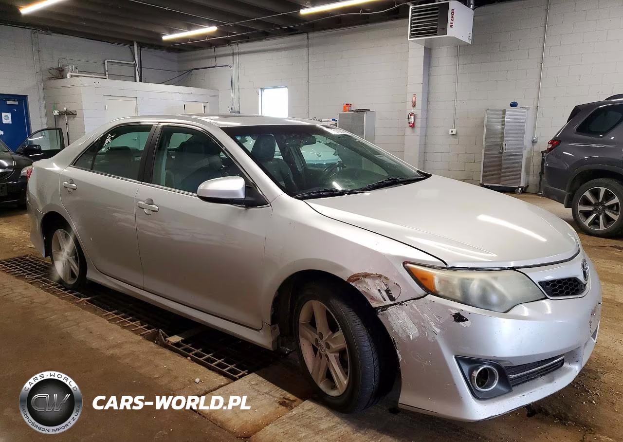2012 Toyota Camry Se VIN:4T1BF1FK5CU058135 - 4