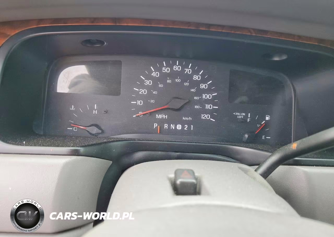 1998 Lincoln Town Car Limousine VIN:1L1FM81W8WY611515 - 9