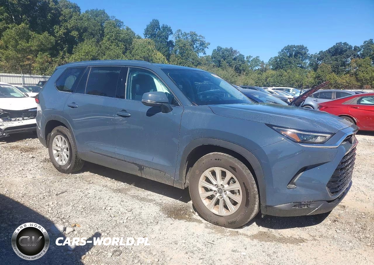 2026 Toyota Grand Highlander Xle VIN:5TDAAAA5XTS044218 - 4