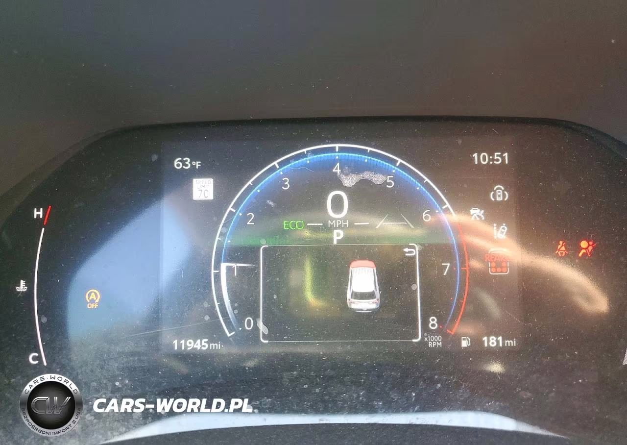 2026 Toyota Grand Highlander Xle VIN:5TDAAAA5XTS044218 - 9