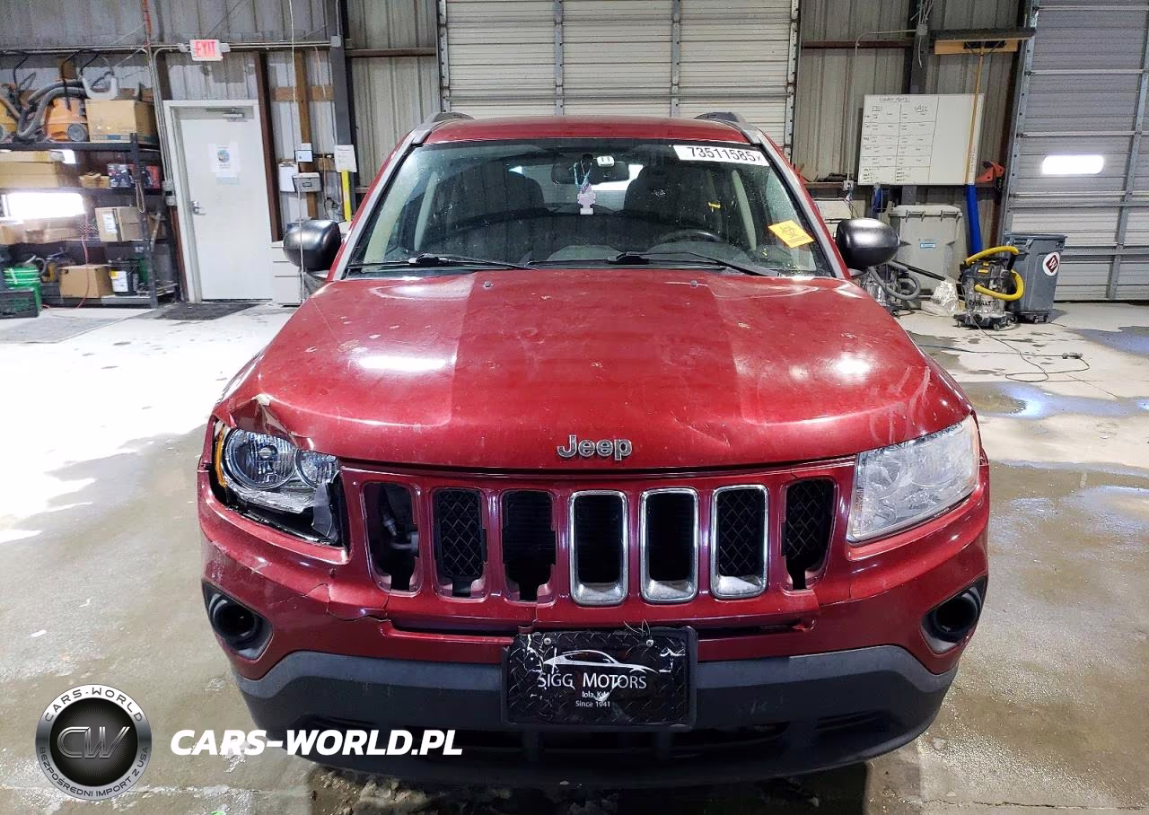 2012 Jeep Compass Latitude VIN:1C4NJDEB7CD659727 - 5