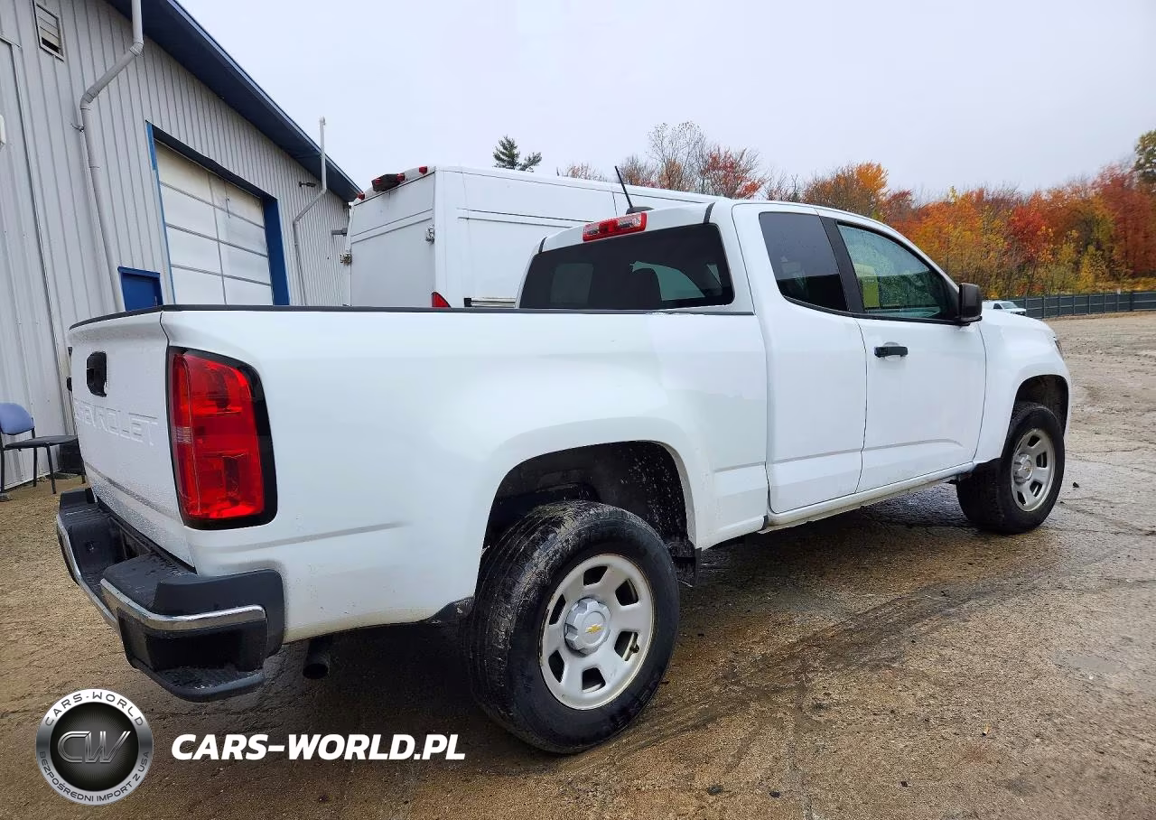 2021 Chevrolet Colorado VIN:1GCHSBEA0M1163774 - 3