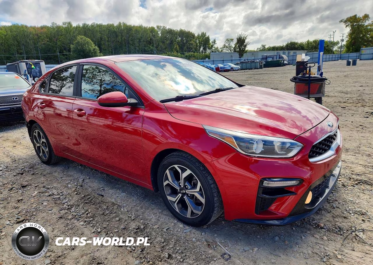 2019 Kia Forte Lxs VIN:3KPF24AD5KE060685 - 4