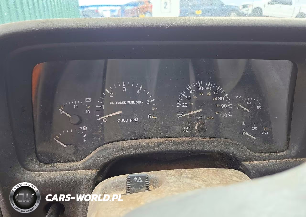 1998 Jeep Cherokee Sport VIN:1J4FJ68S7WL101389 - 9