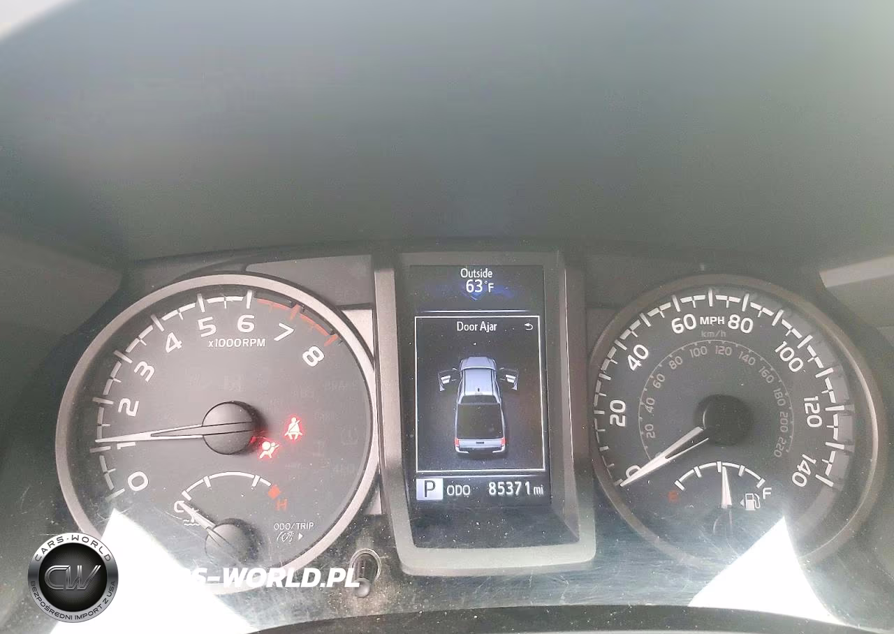 2017 Toyota Tacoma Trd Sport VIN:5TFDZ5BNXHX014973 - 9