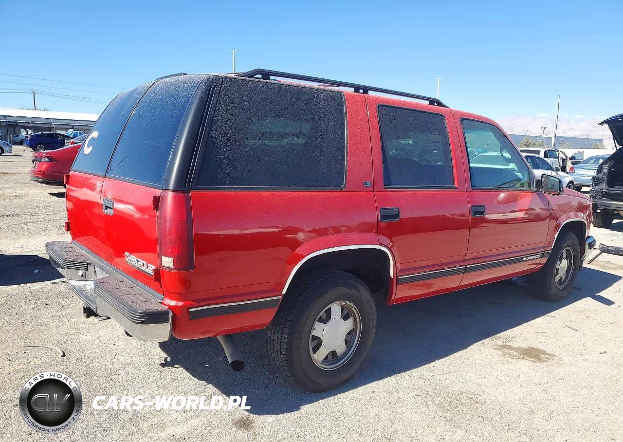 1999 Chevrolet Tahoe C1500 VIN:1GNEC13R0XJ527190 - 3