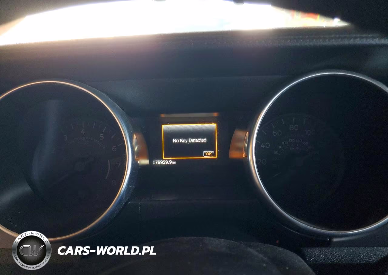 2023 Ford Mustang VIN:1FATP8UH3P5111409 - 9