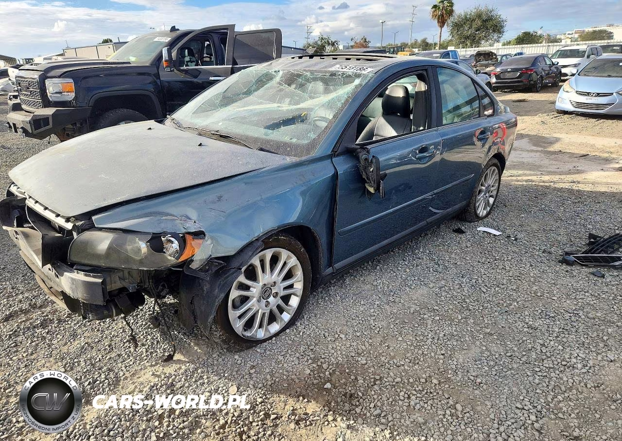 2004 Volvo S40 T5