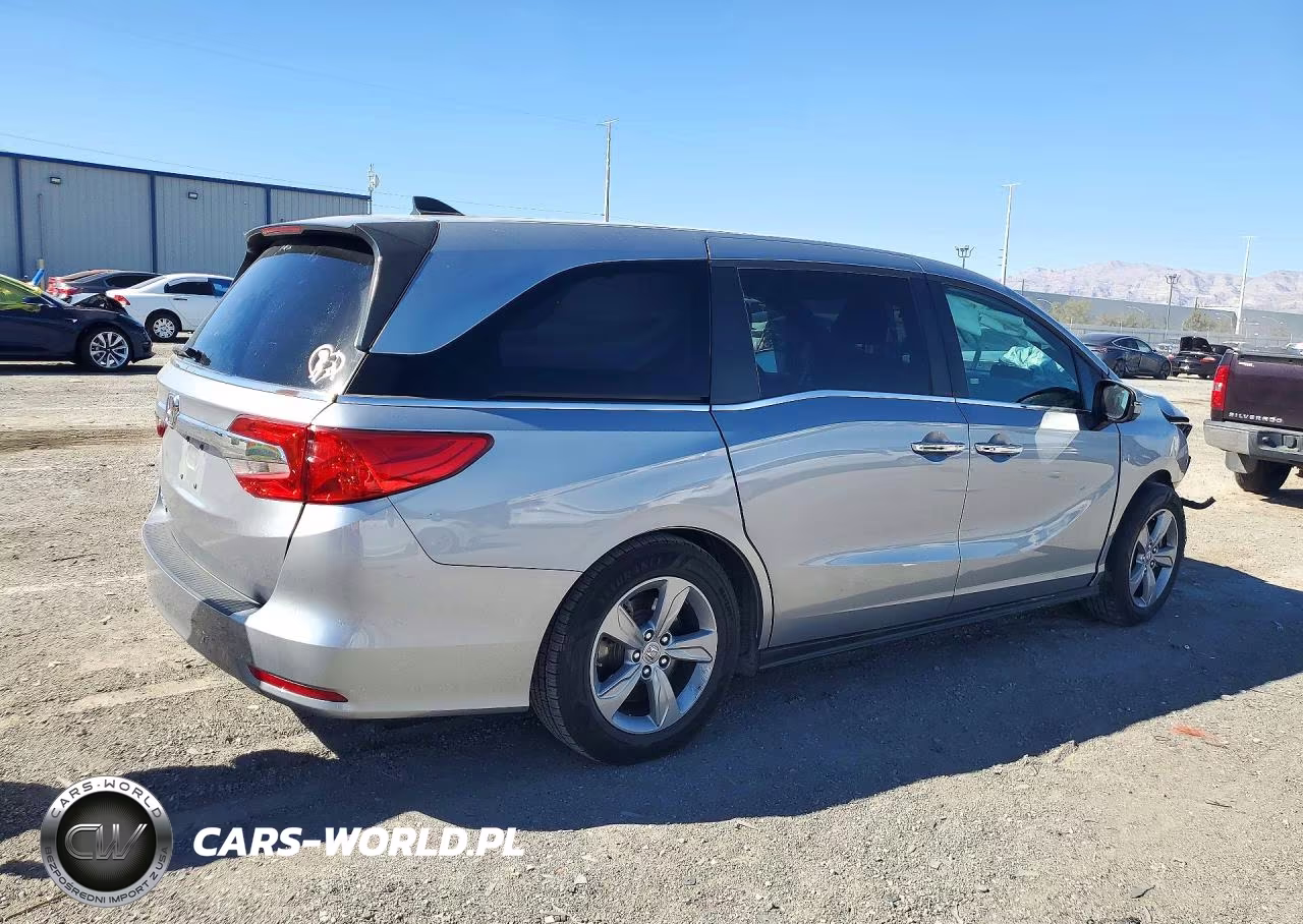 2018 Honda Odyssey Exl VIN:5FNRL6H79JB002741 - 3