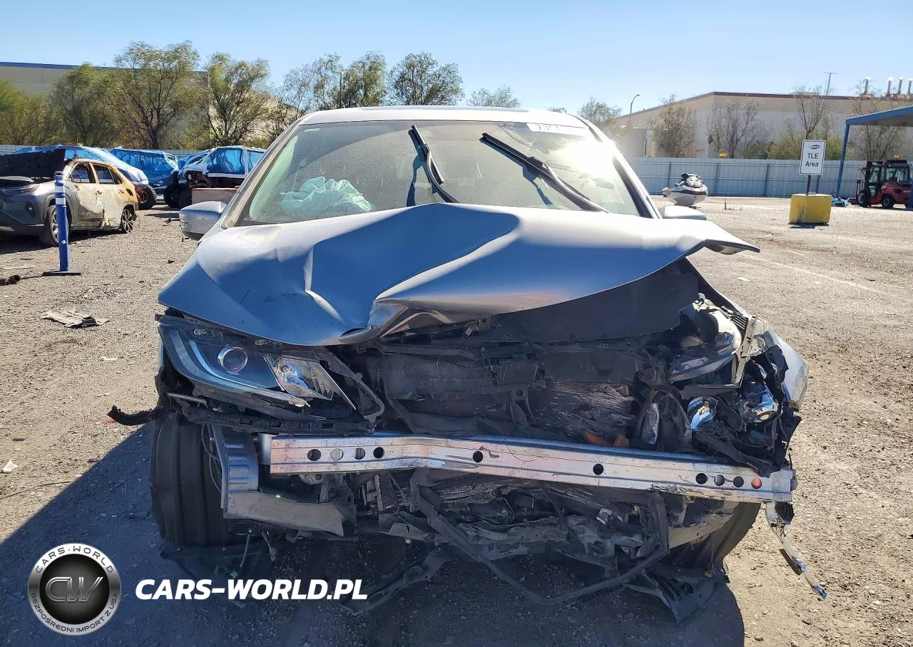 2018 Honda Odyssey Exl VIN:5FNRL6H79JB002741 - 5
