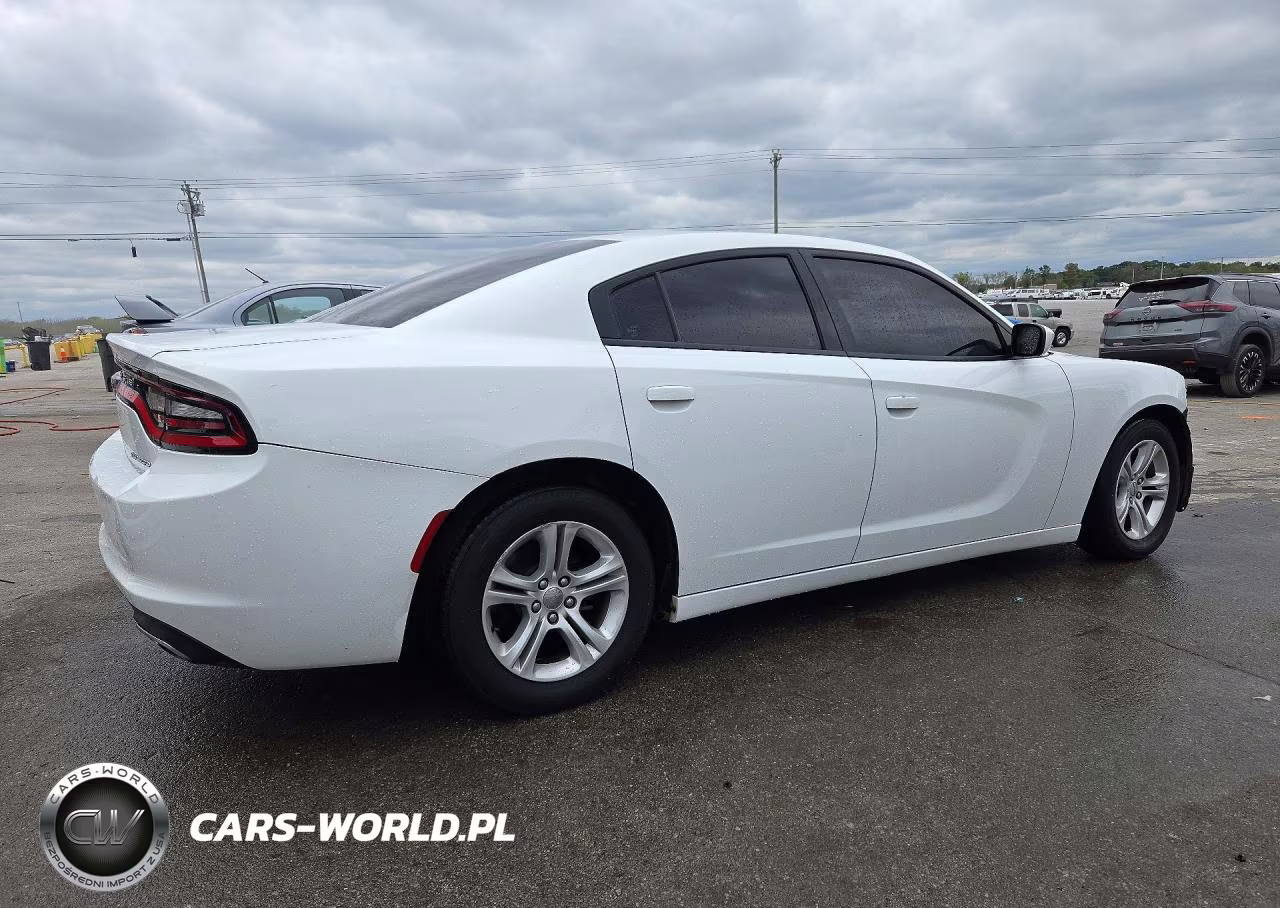 2017 Dodge Charger Se VIN:2C3CDXBG8HH660397 - 3