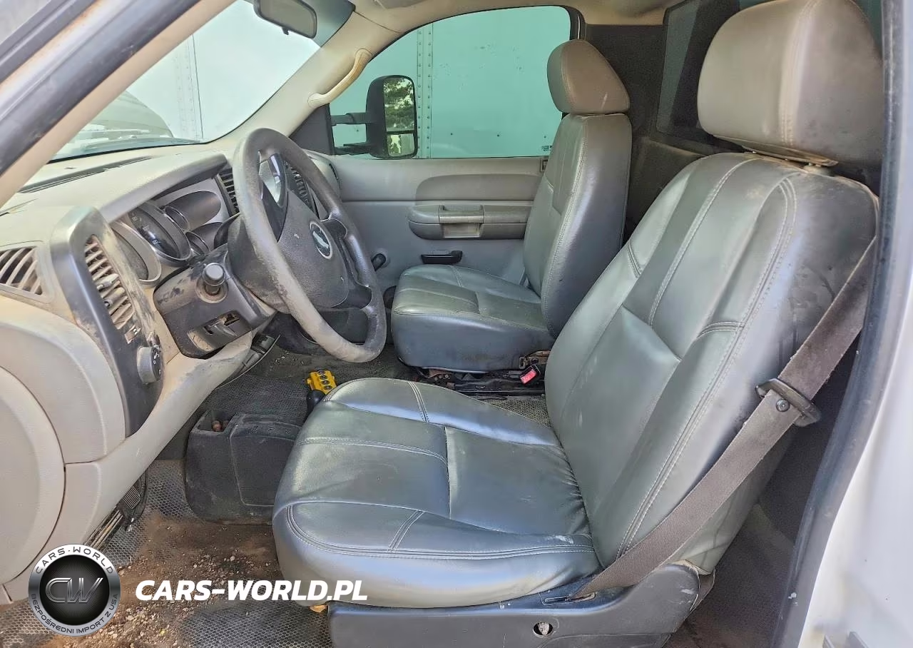 2007 Chevrolet Silverado K3500 VIN:1GBHK34K67E571293 - 7