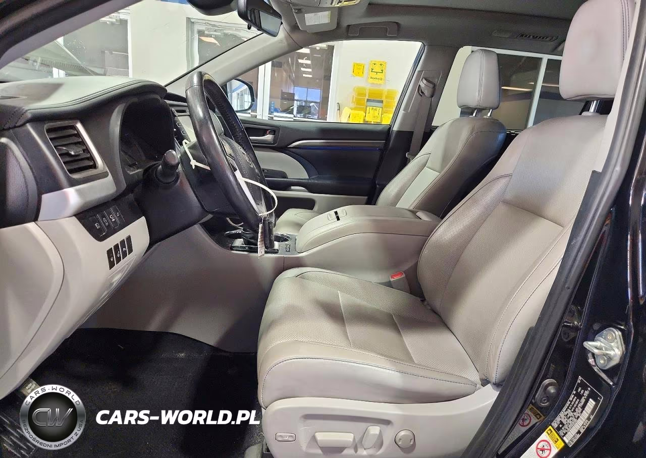 2019 Toyota Highlander Limited Platinum VIN:5TDDZRFH4KS975867 - 7