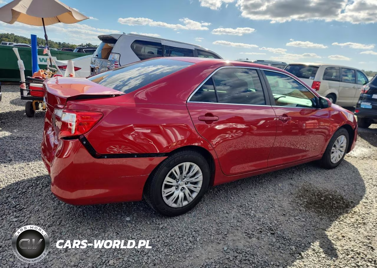 2014 Toyota Camry L VIN:4T1BF1FK4EU734206 - 3