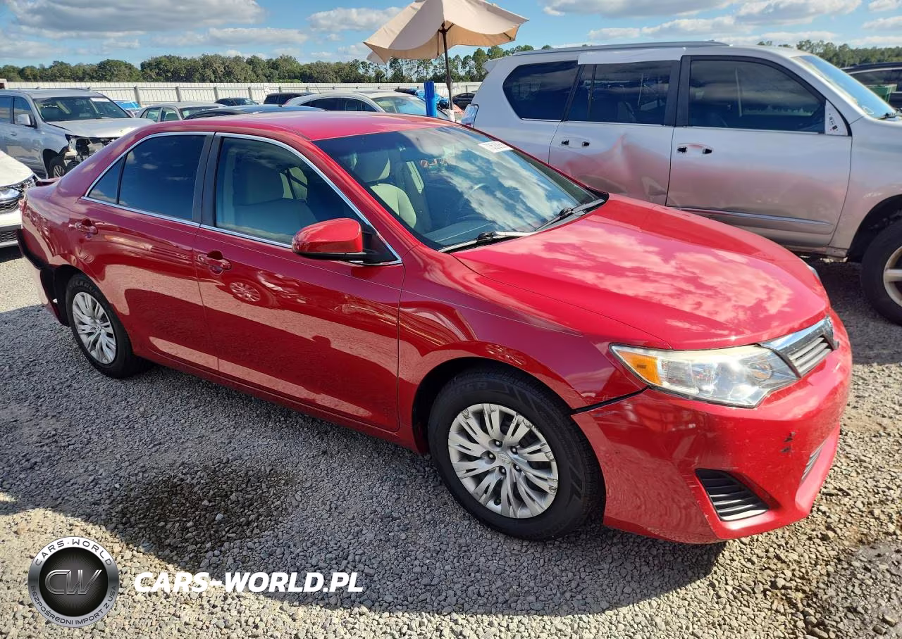 2014 Toyota Camry L VIN:4T1BF1FK4EU734206 - 4