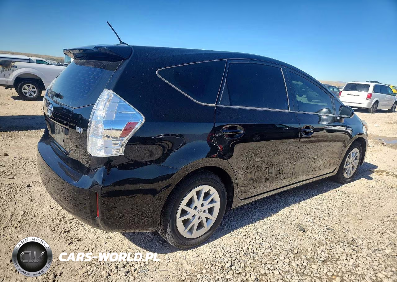 2013 Toyota Prius V Two VIN:JTDZN3EU9D3289485 - 3