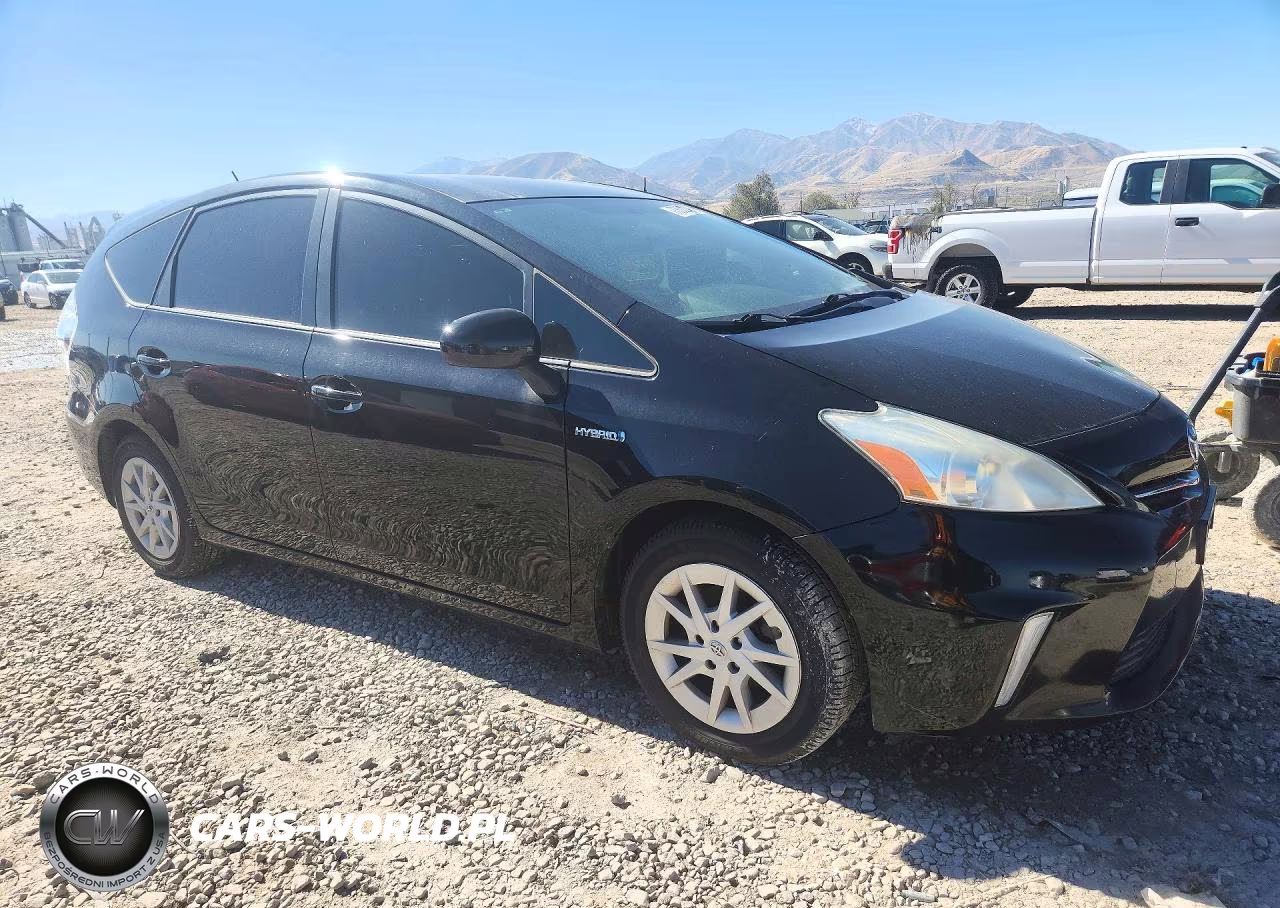 2013 Toyota Prius V Two VIN:JTDZN3EU9D3289485 - 4
