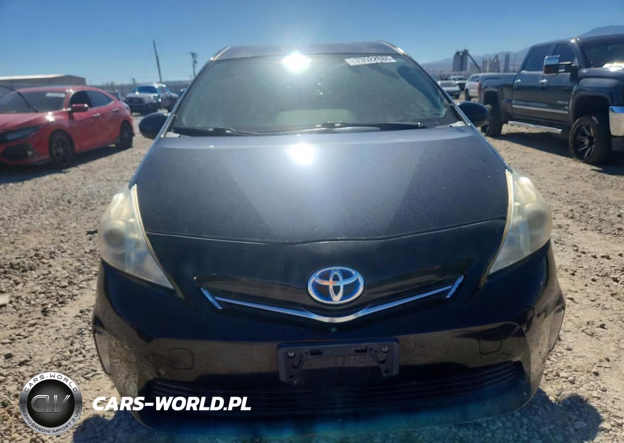 2013 Toyota Prius V Two VIN:JTDZN3EU9D3289485 - 5