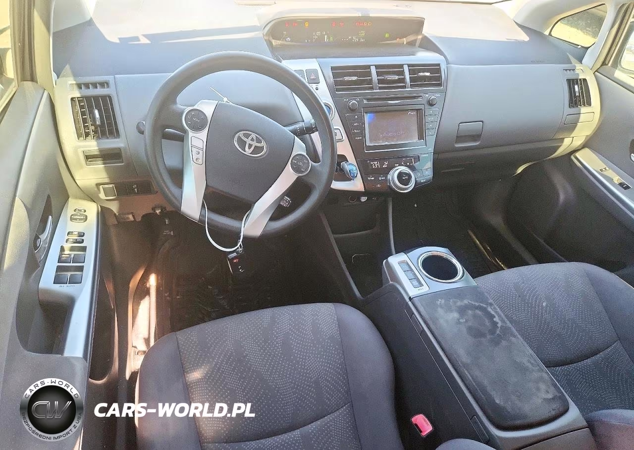 2013 Toyota Prius V Two VIN:JTDZN3EU9D3289485 - 8