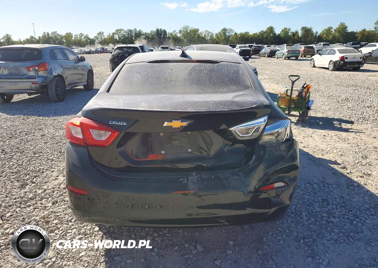 2018 Chevrolet Cruze Ls VIN:1G1BC5SM7J7125799 - 6