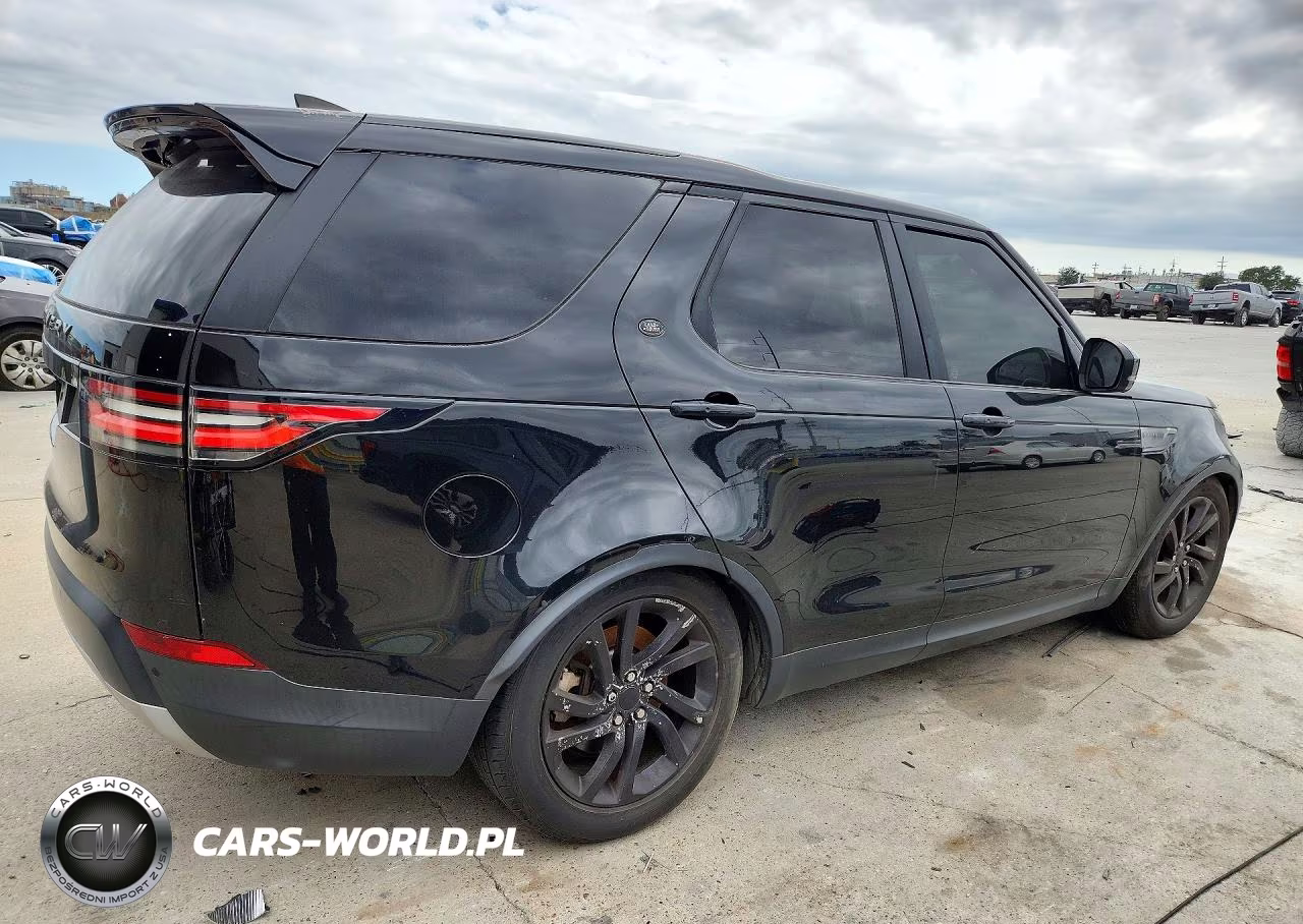 2017 Land Rover Discovery Hse VIN:SALRRBBV5HA027047 - 3