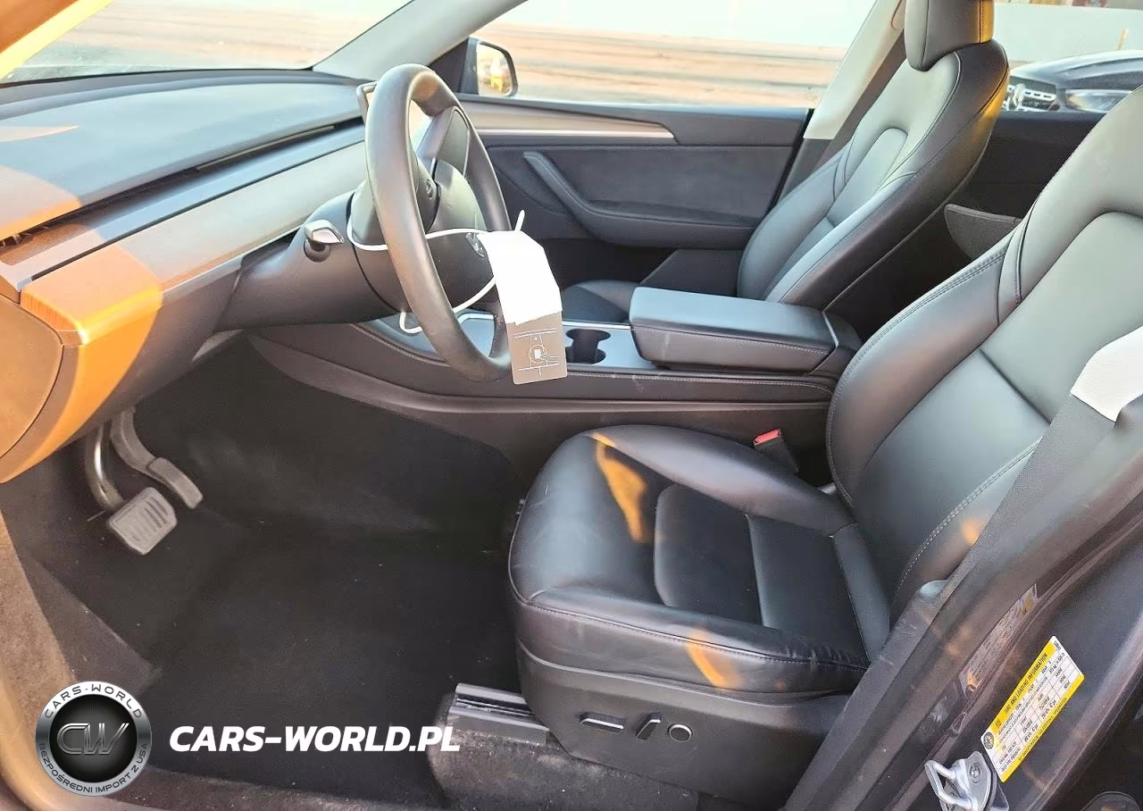 2023 Tesla Model Y VIN:7SAYGDEE9PA159041 - 7