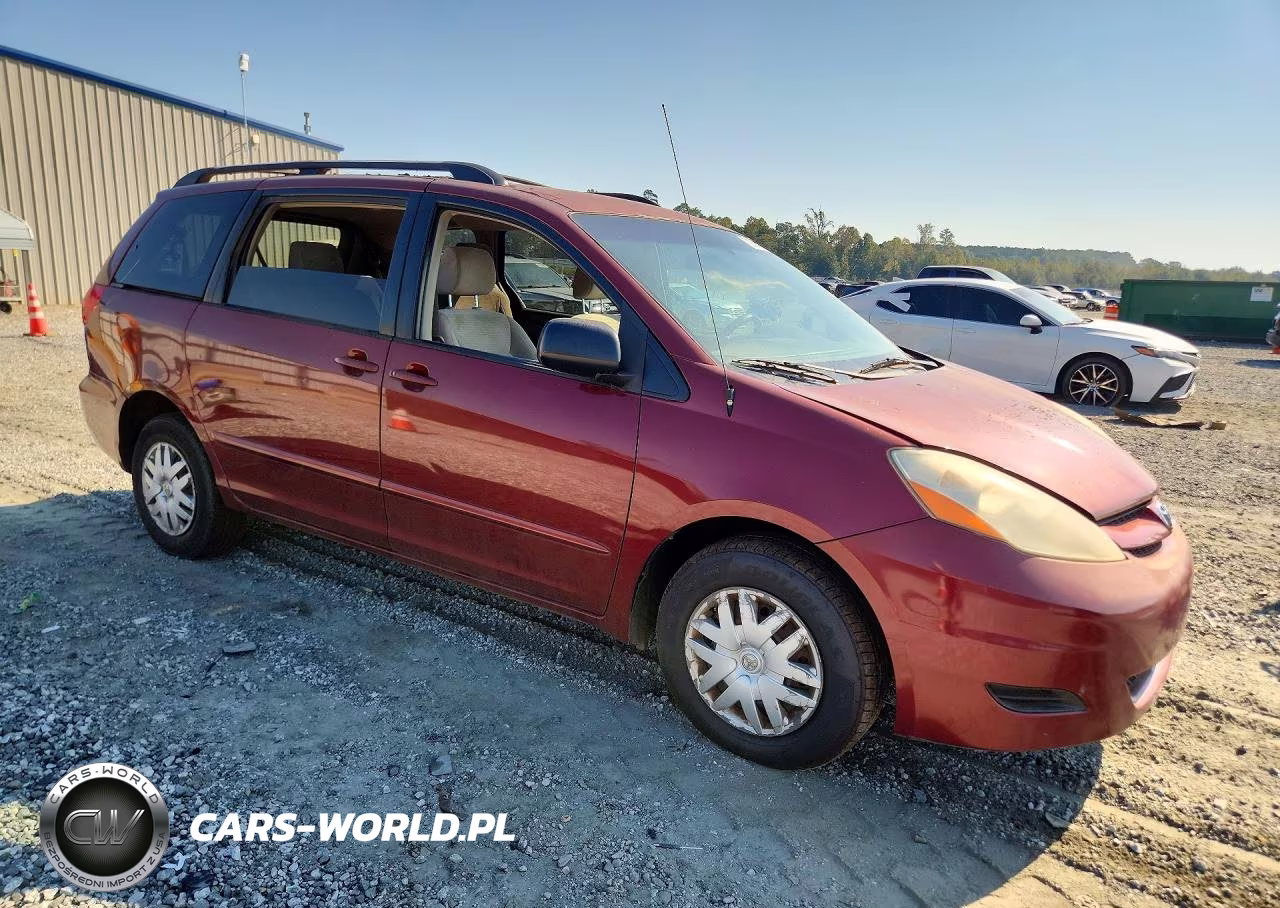 2008 Toyota Sienna Le 7-Passenger VIN:5TDZK23CX8S136115 - 4